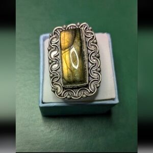 Handcrafted Rectangular Labradorite Bohemian Ring (7)